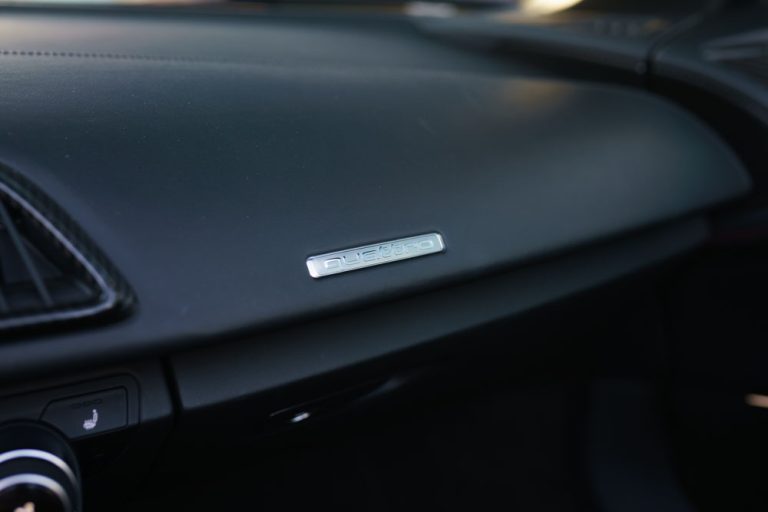 White_R8_Spyder-12
