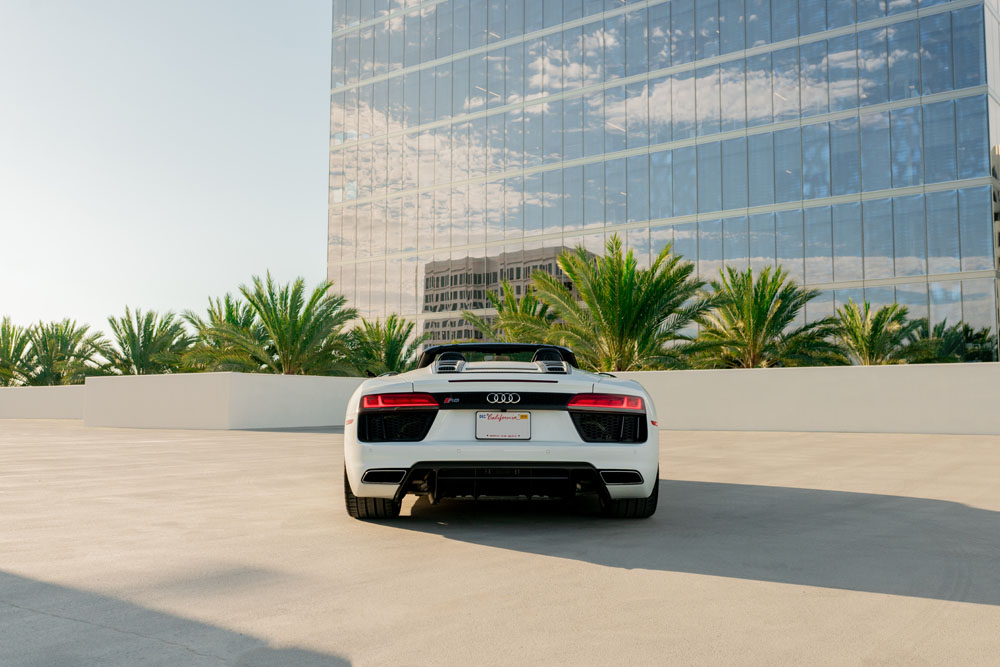 White_R8_Spyder-4