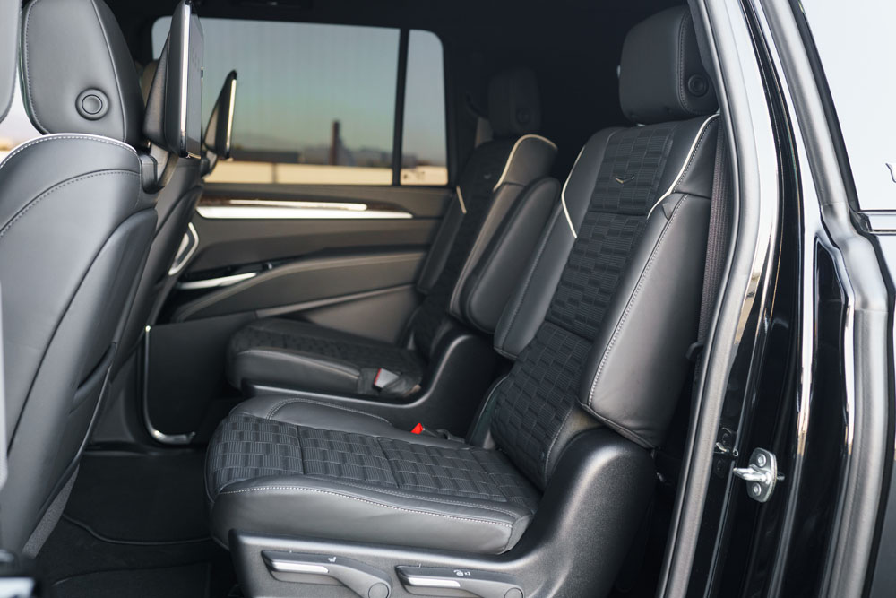 black_2025_escalade-20