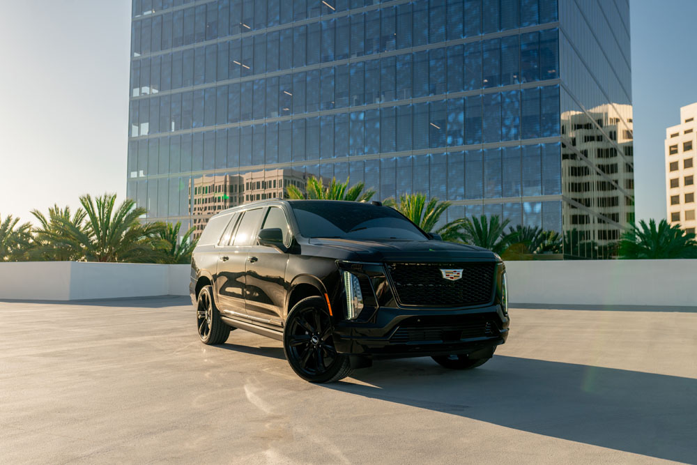 black_2025_escalade-3