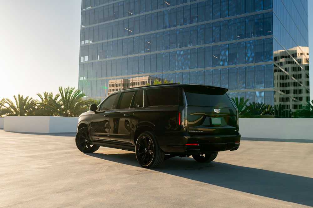 black_2025_escalade-6