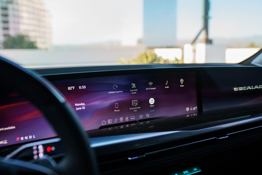 black_2025_escalade-8