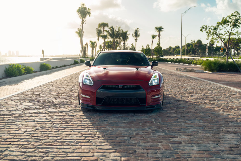 Nissan GTR R35 Red - Zooz Group