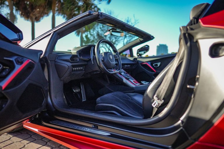 Red-Lamborghini-Huracan-Rental-Miami-12