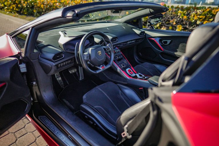 Red-Lamborghini-Huracan-Rental-Miami-16