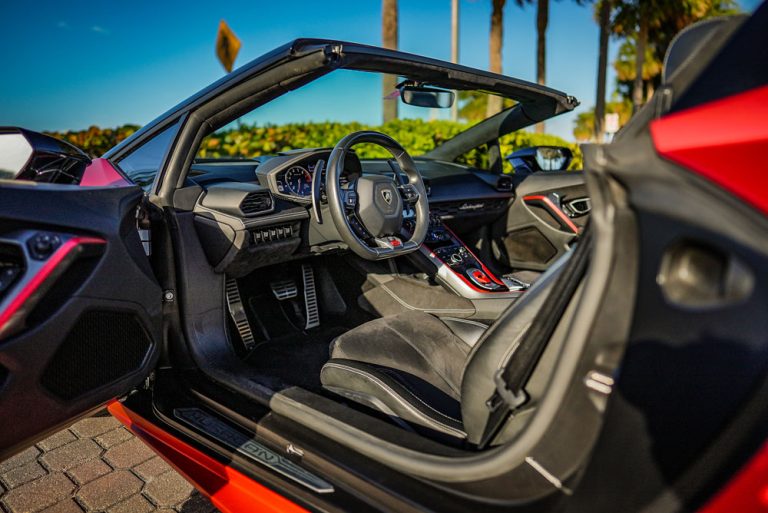 Red-Lamborghini-Huracan-Rental-Miami-17