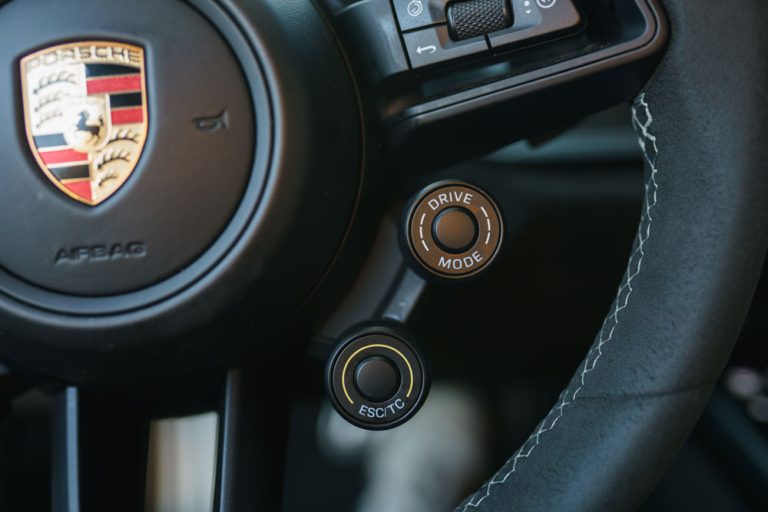 992 GT3RS White Red-18