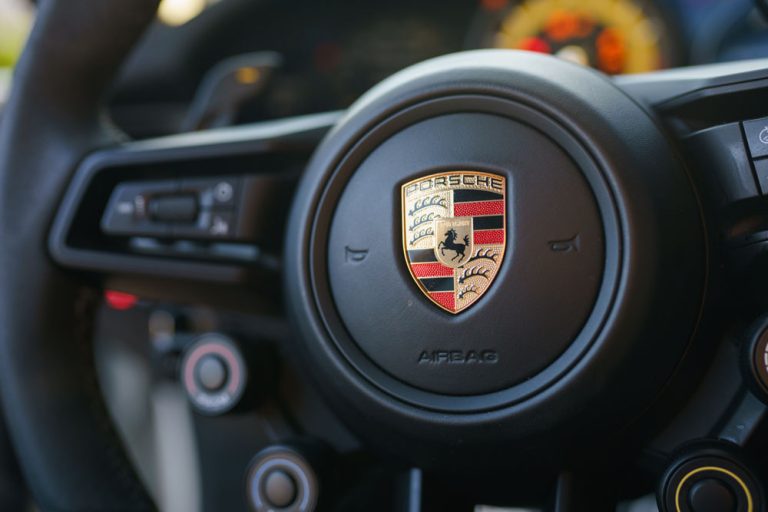 992 GT3RS White Red-19