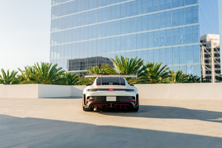 992 GT3RS White Red-4