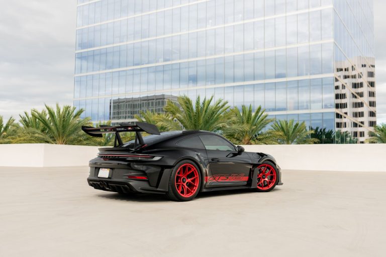 Black 992 GT3RS-5