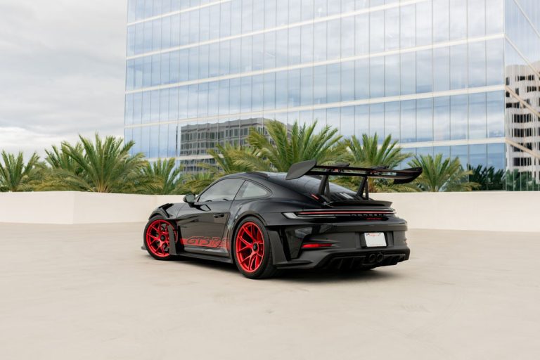 Black 992 GT3RS-6