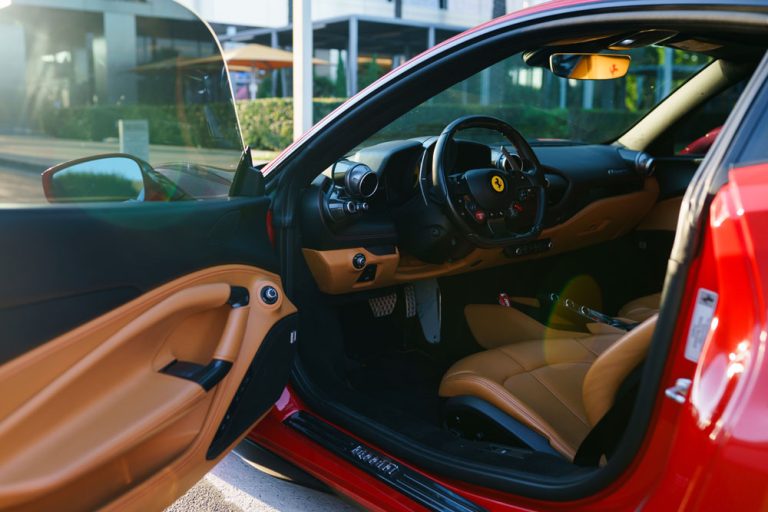 Ferrari F8-7