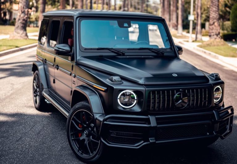 Mercedes-Benz-AMG-G63-1