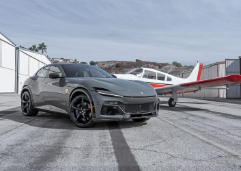 Ferrari-Purosangue-2-FT