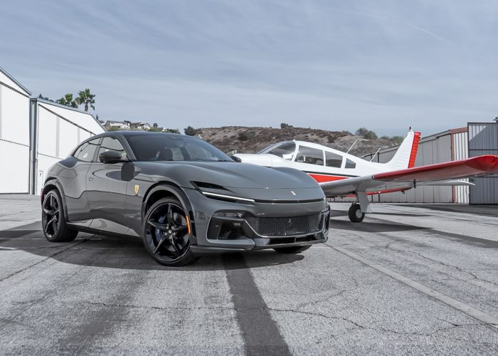 Ferrari-Purosangue-2-FT