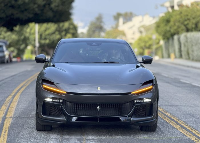 Ferrari-Purosangue-FT