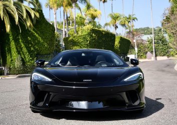 McLaren-GT