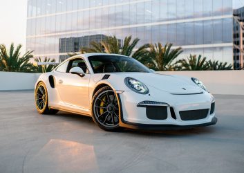 Porsche-GT3RS-white-featured