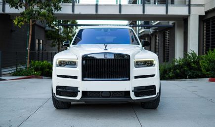 Rolls-Royce-Cullinan-3