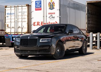 Rolls-Royce-Ghost-Black